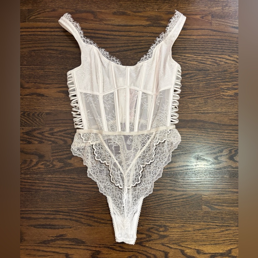 Victoria's Secret Lace Bodysuit Corset white cream colour